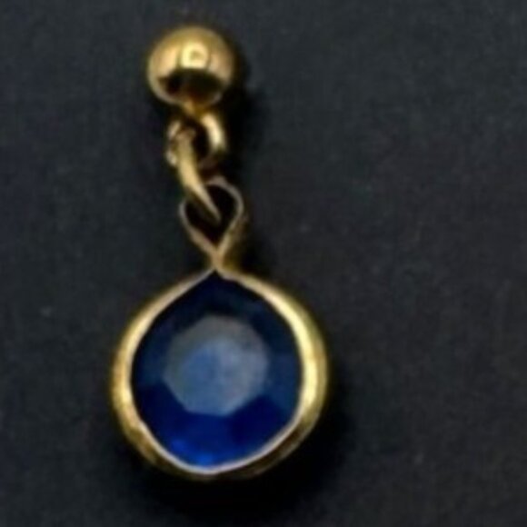 Gold Tone Blue Drop Dangle Earrings Round Faceted Crystal Lightweight Stunning - Picture 2 of 3